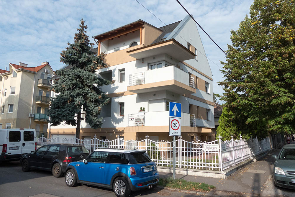 Hét lakásos társasház 1